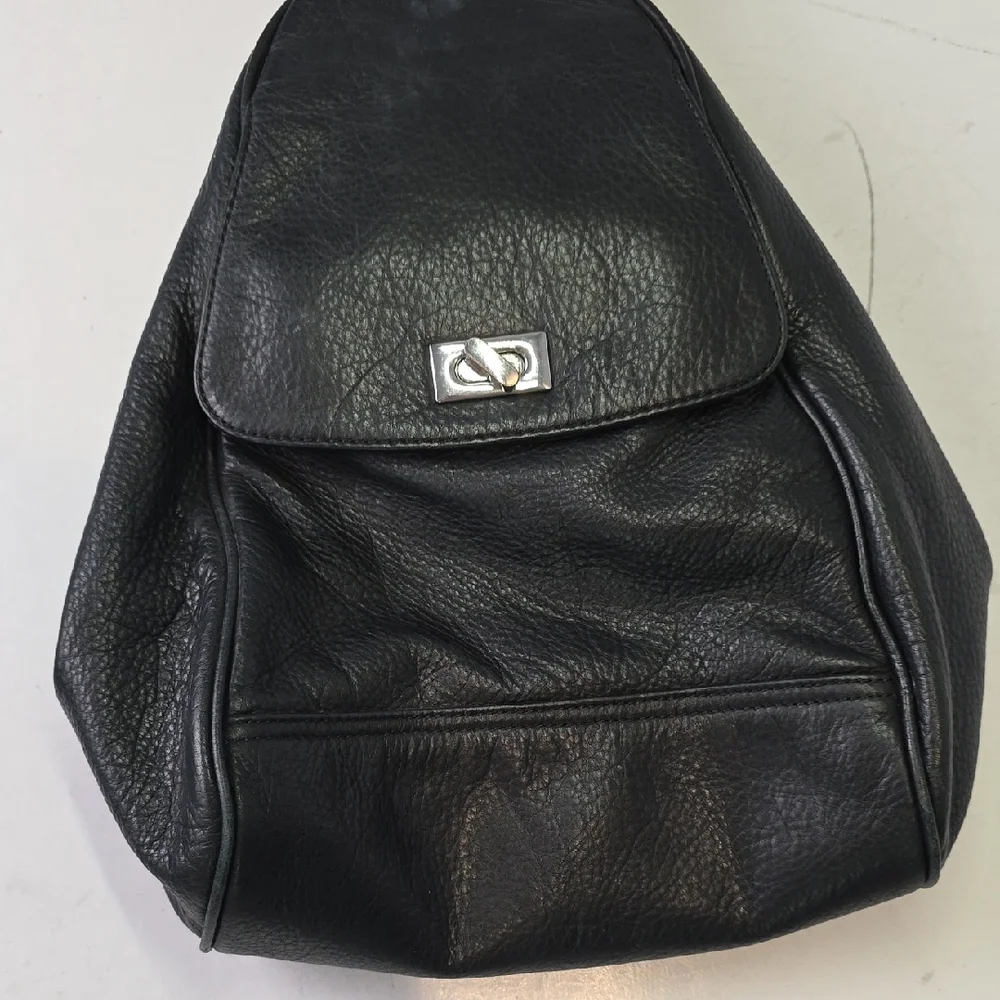 Black Leather Backpack Travel‎ Shoulder Bag Zip With Pockets Purse